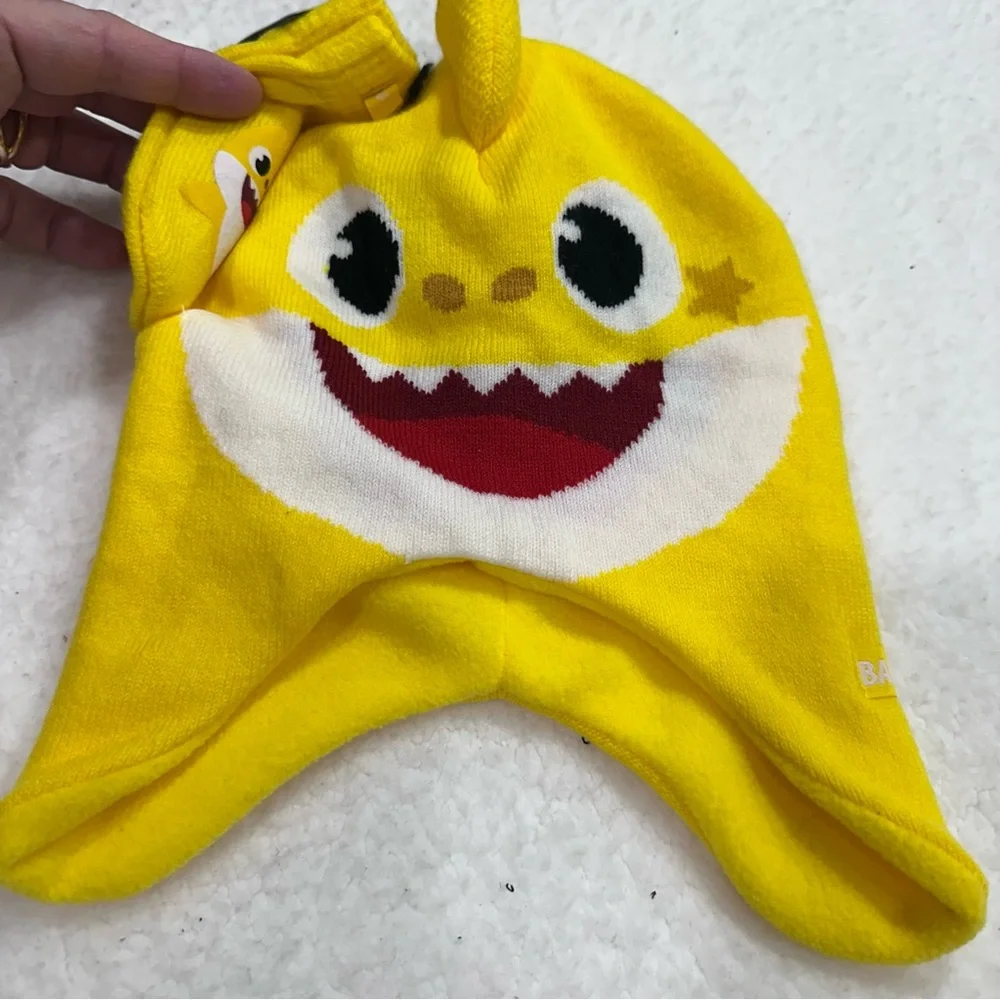 Yellow Baby Shark Hat and Mittens Set